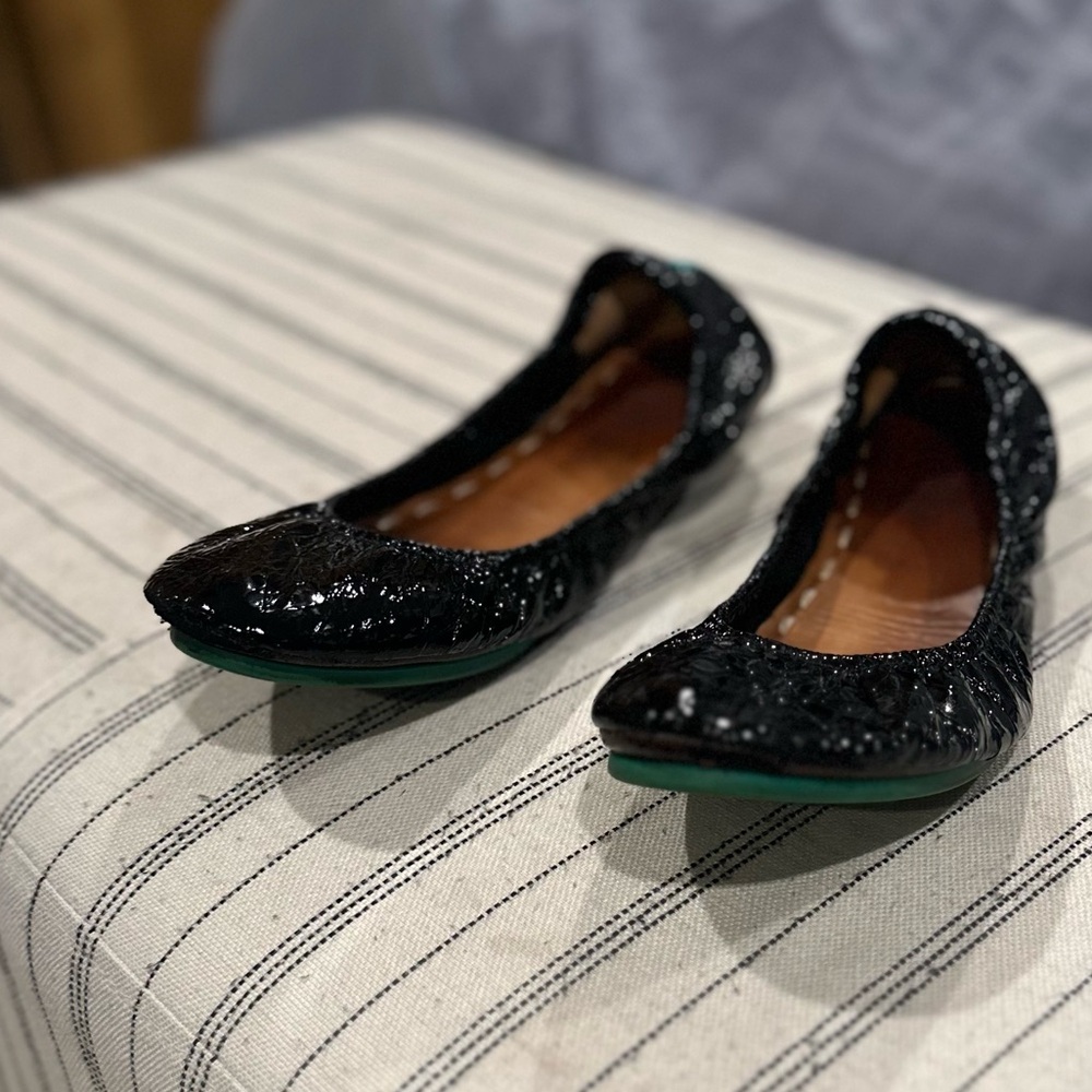 Obsidian Black Patent Tieks Leather Ballet Flats - Size 8
